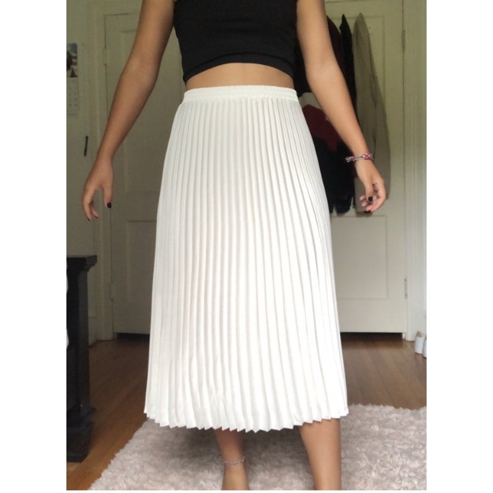 NWOT white midi skirt